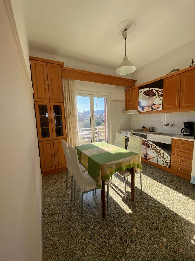 Mpanos Sea Apartment 2 Loutra Oraias Elenis Ngoại thất bức ảnh
