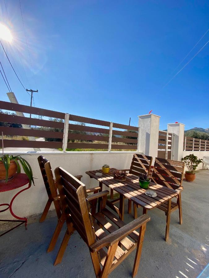 Mpanos Sea Apartment 2 Loutra Oraias Elenis Ngoại thất bức ảnh